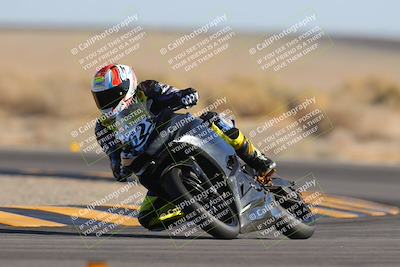 media/Dec-09-2023-SoCal Trackdays (Sat) [[76a8ac2686]]/Turn 16 (2pm)/